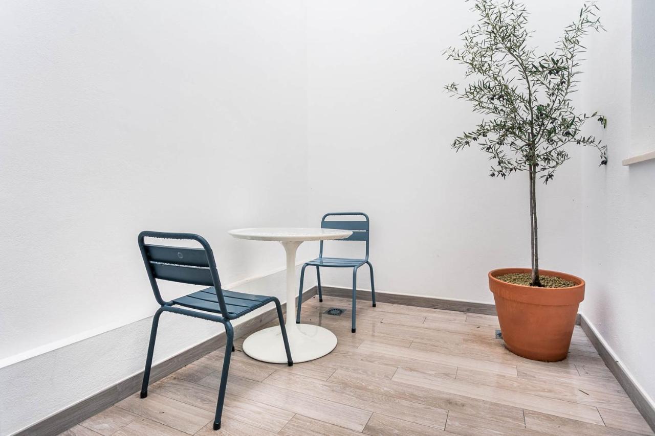 Unika Homes Juan Rabadan * Siviglia